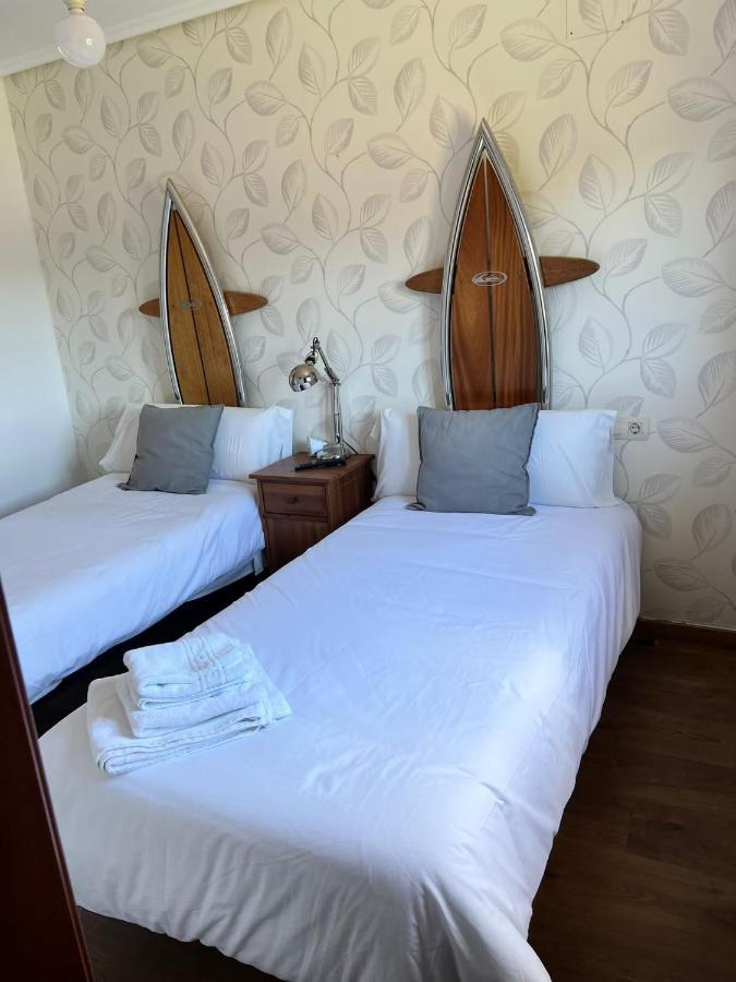 A Cochera Hostel Ferrol Extérieur photo